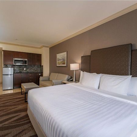 Prestige Harbourfront Resort, Worldhotels Luxury Salmon Arm Εξωτερικό φωτογραφία