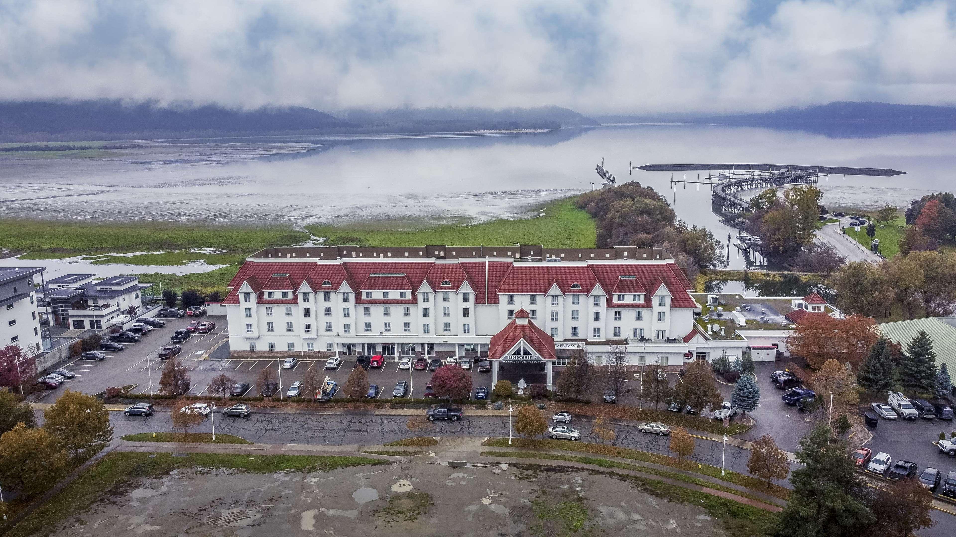 Prestige Harbourfront Resort, Worldhotels Luxury Salmon Arm Εξωτερικό φωτογραφία