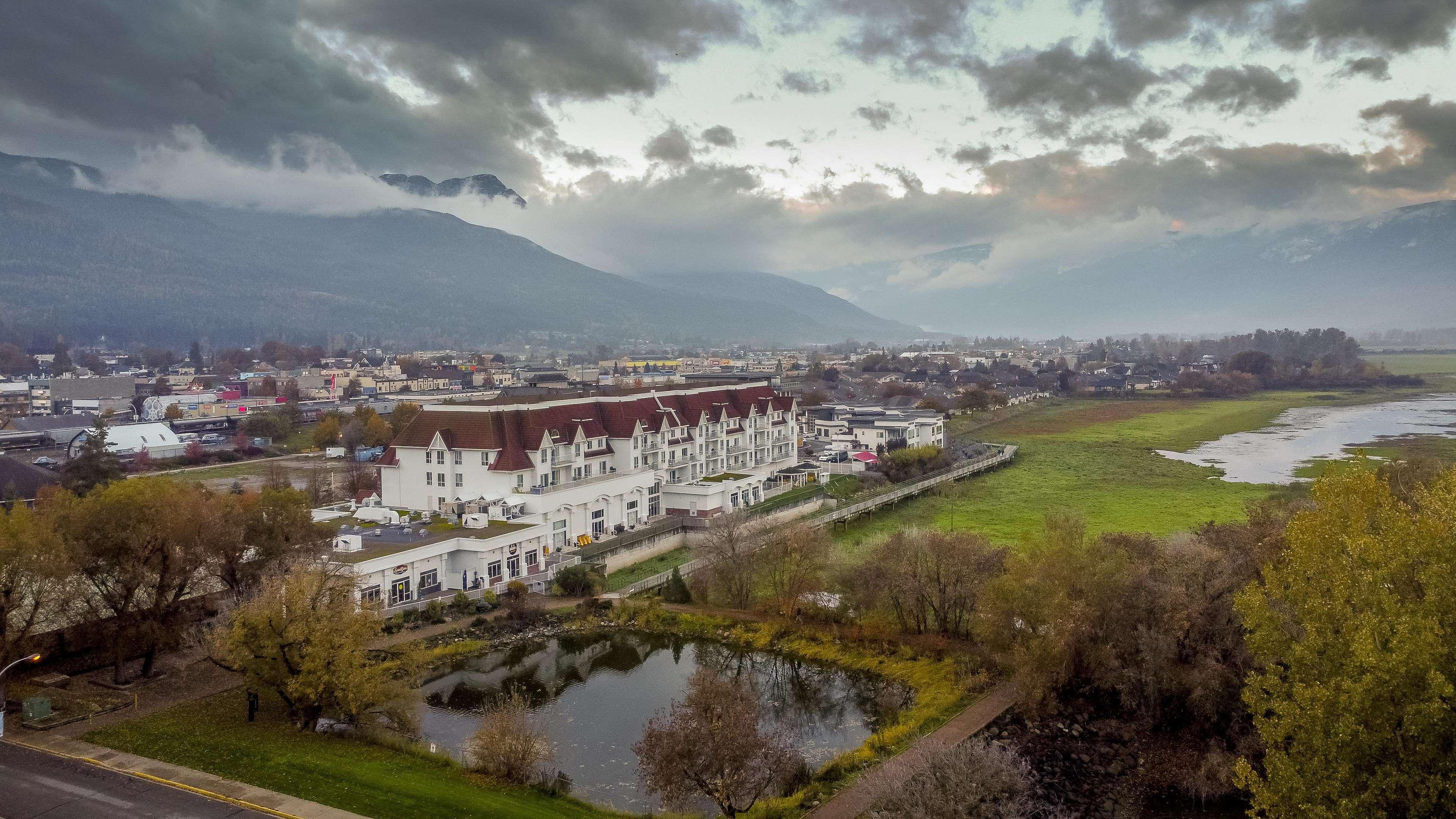 Prestige Harbourfront Resort, Worldhotels Luxury Salmon Arm Εξωτερικό φωτογραφία