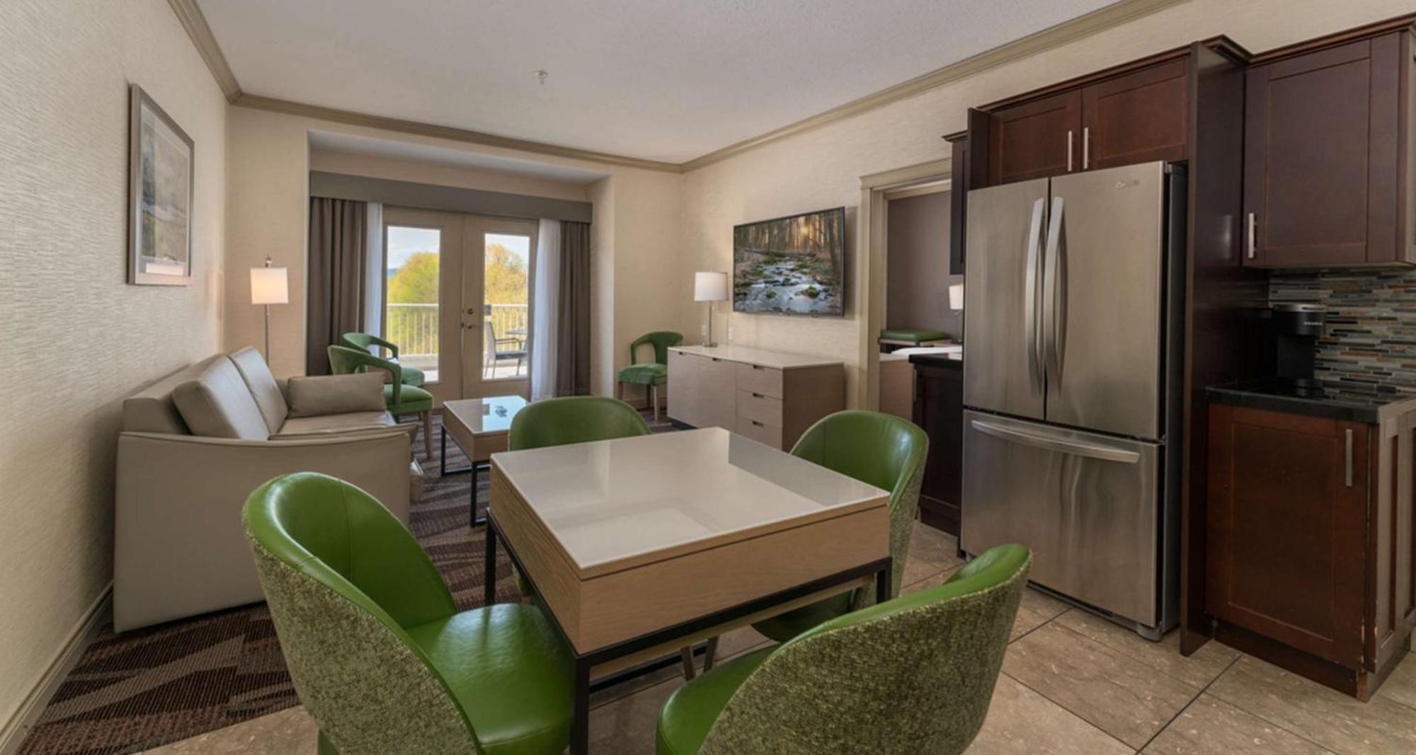 Prestige Harbourfront Resort, Worldhotels Luxury Salmon Arm Εξωτερικό φωτογραφία